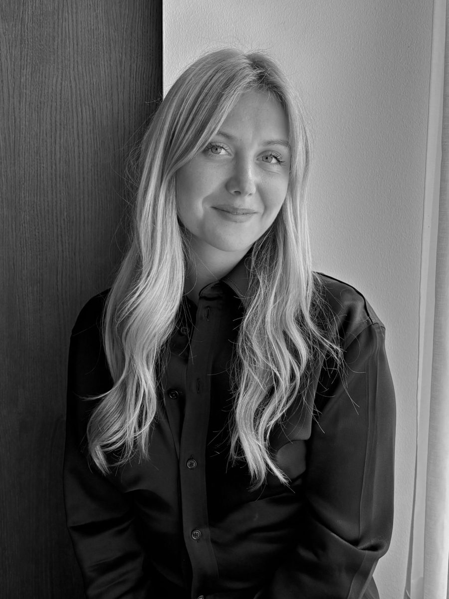 louise_thor_bw